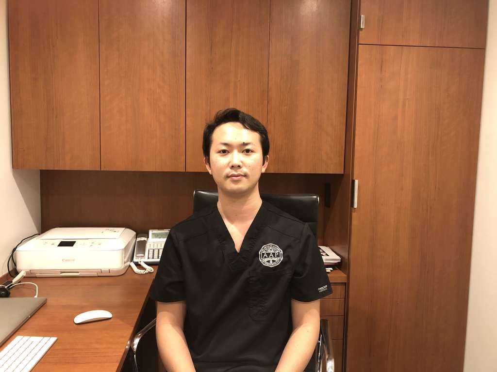 オーラルケアクリニック青山の岩井泰伸先生